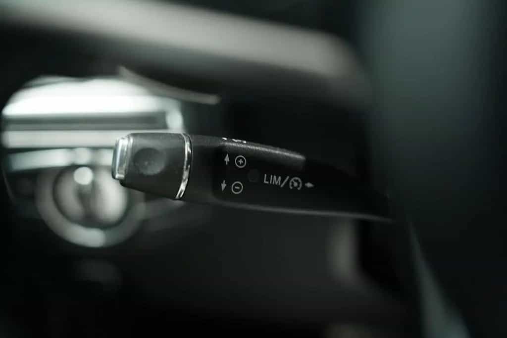 Mercedes-Benz GLC 250 4M AMG Line *20 *Pano *AHK *Navi *KeyGo 01/2018-photo-37