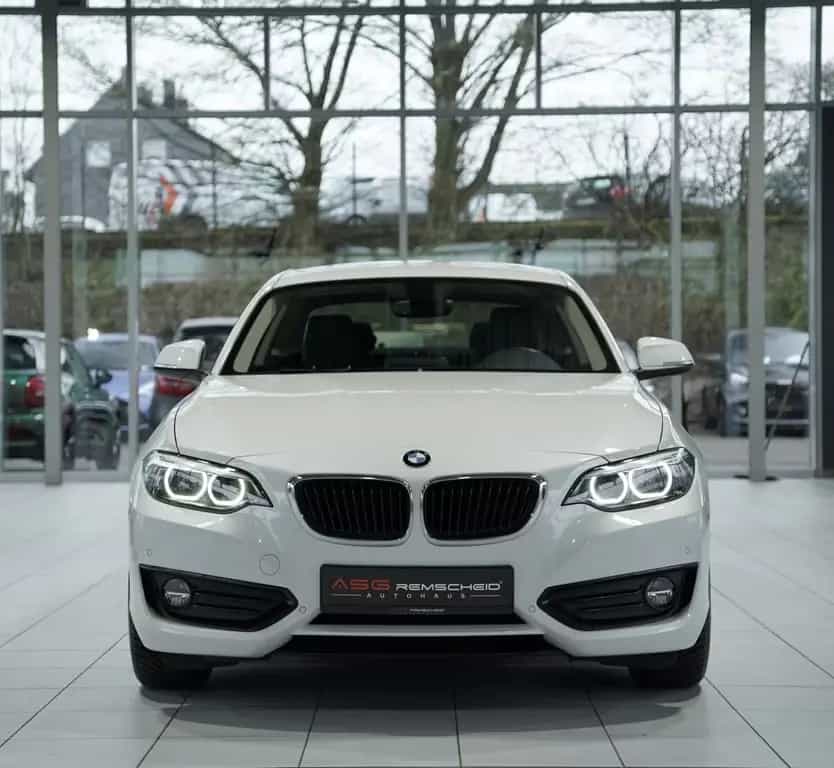 BMW 2 Series 220 i Coupé Advantage *1.Hand *Navi *PDC *Klima 03/2019-photo-2