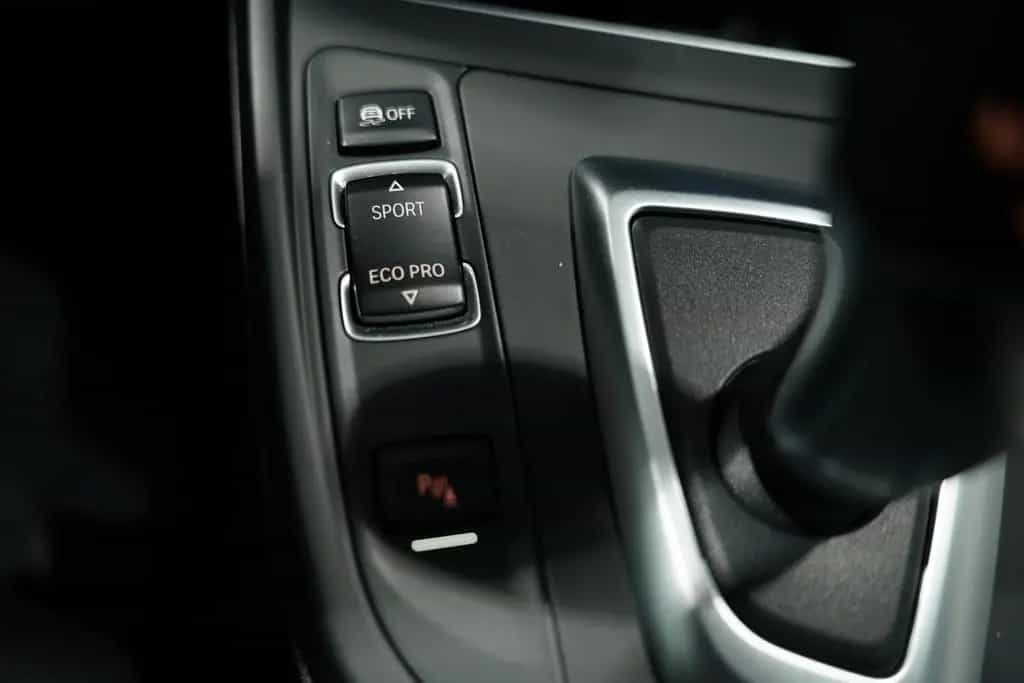 BMW 2 Series 220 i Coupé Advantage *1.Hand *Navi *PDC *Klima 03/2019-photo-27