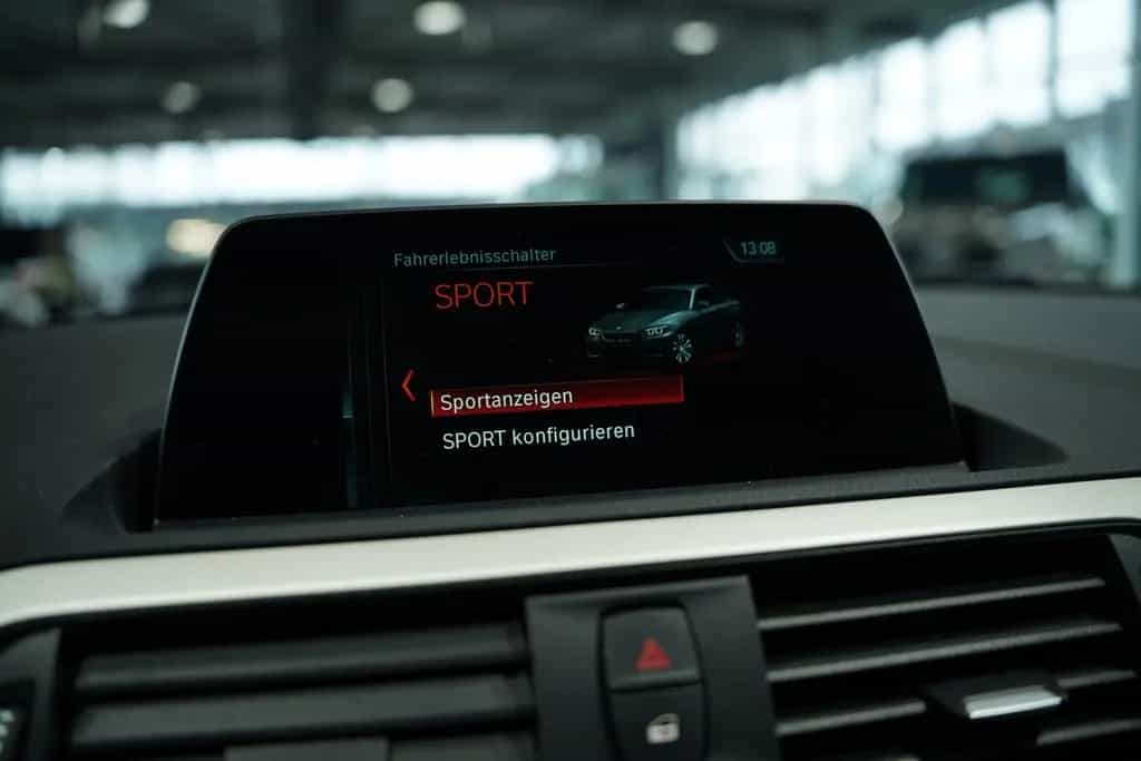 BMW 2 Series 220 i Coupé Advantage *1.Hand *Navi *PDC *Klima 03/2019-photo-32