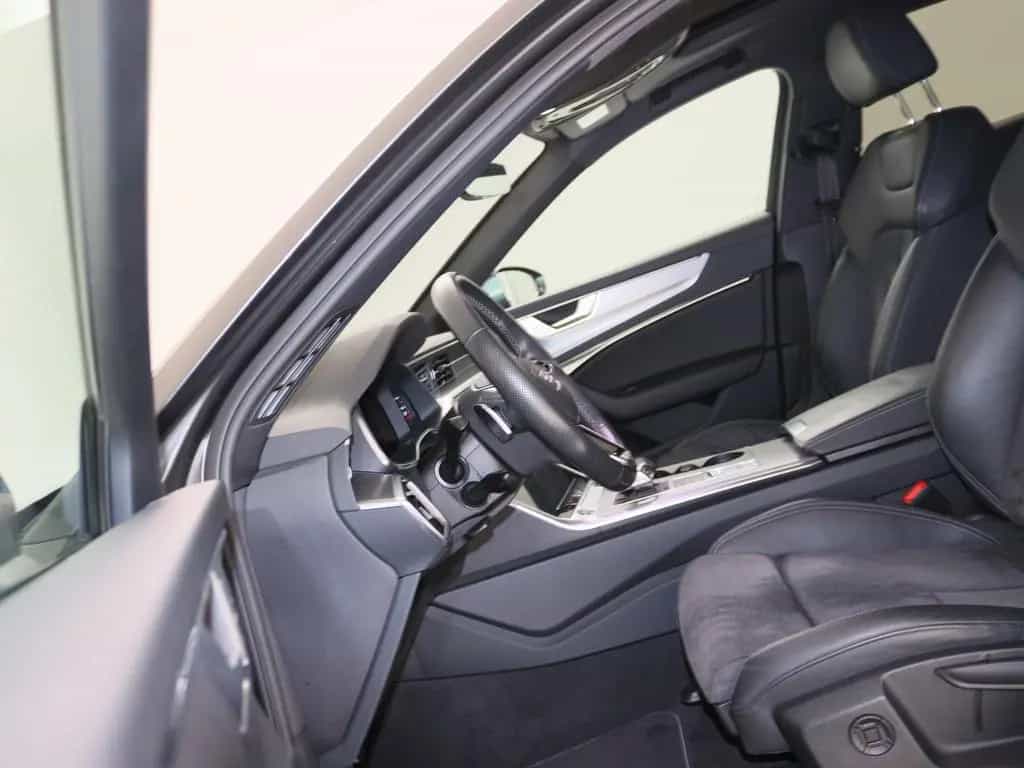 Audi A6 Avant 45 TDI quattro S-Line AHK PANO HUD B&O 11/2022-photo-12