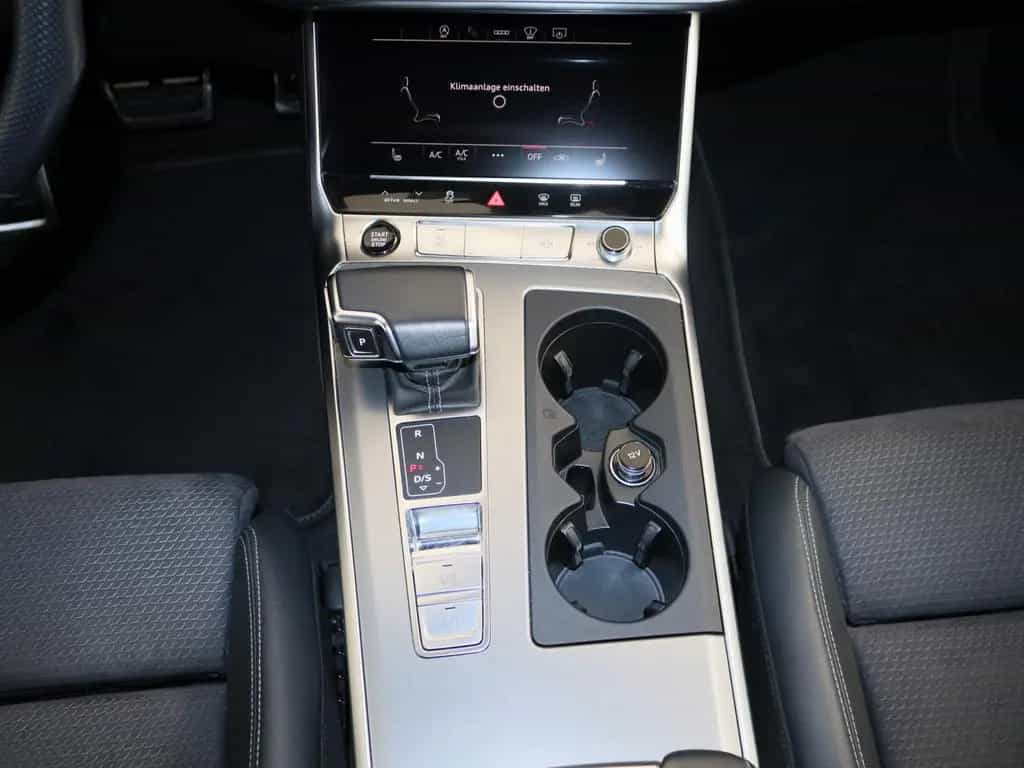 Audi A6 Avant 45 TDI quattro S-Line AHK PANO HUD B&O 11/2022-photo-16