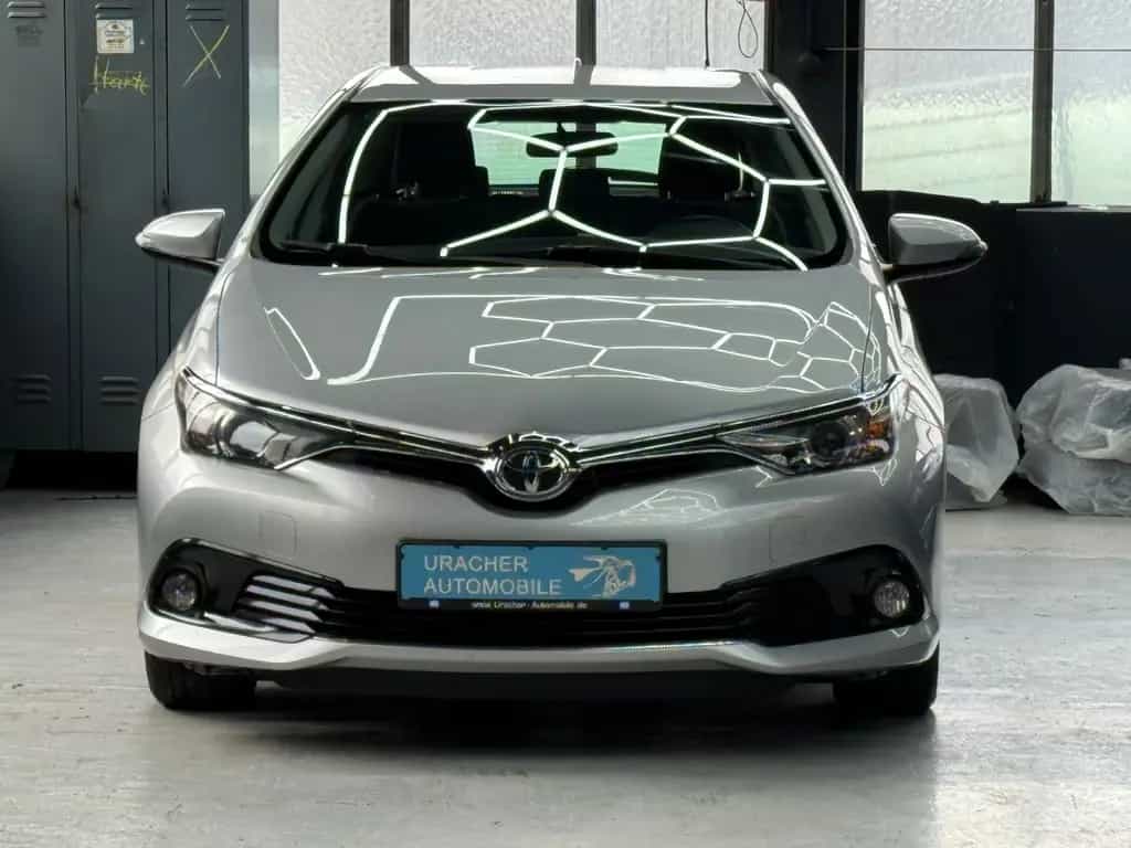 Toyota Auris Comfort Automatik Navi Ahk Tüv&Insp Neu 07/2016-photo-1