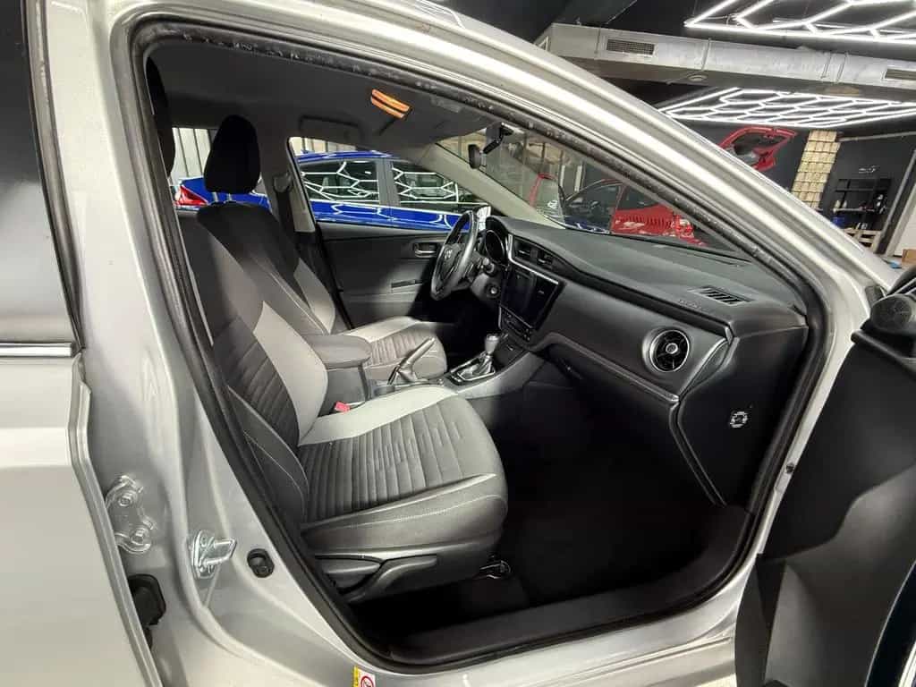 Toyota Auris Comfort Automatik Navi Ahk Tüv&Insp Neu 07/2016-photo-14