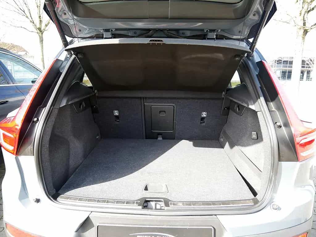 Volvo XC40 T3 R Design 12/2020-photo-13