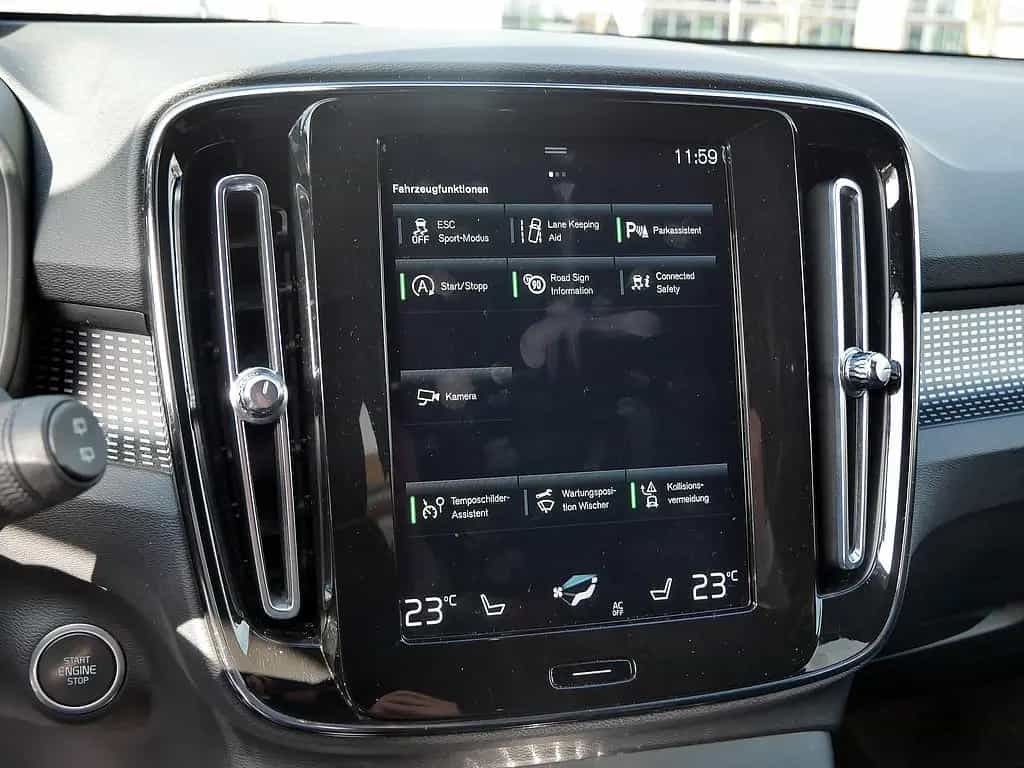 Volvo XC40 T3 R Design 12/2020-photo-23