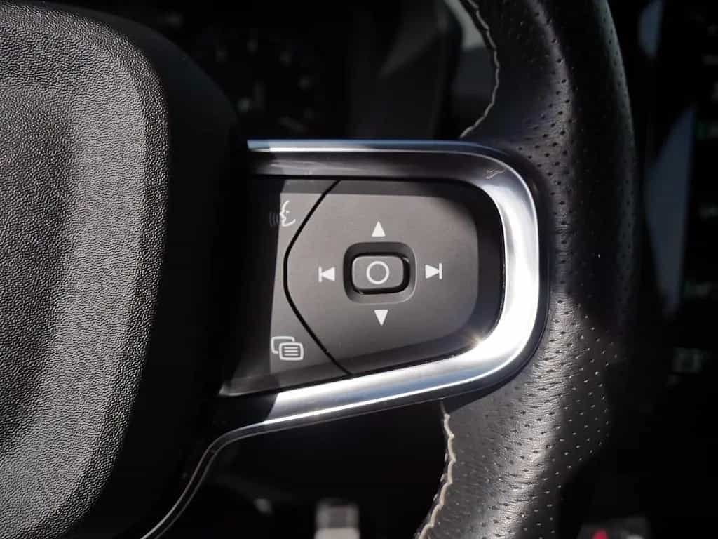 Volvo XC40 T3 R Design 12/2020-photo-30