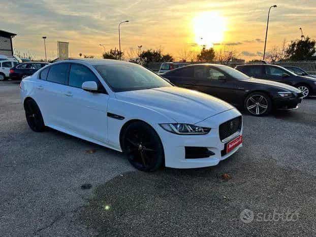 Jaguar XE Rline 11/2016-photo-0
