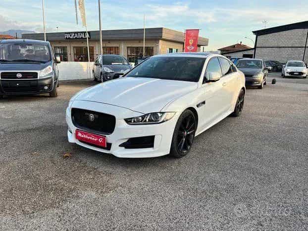 Jaguar XE Rline 11/2016-photo-1