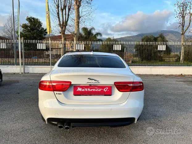 Jaguar XE Rline 11/2016-photo-7