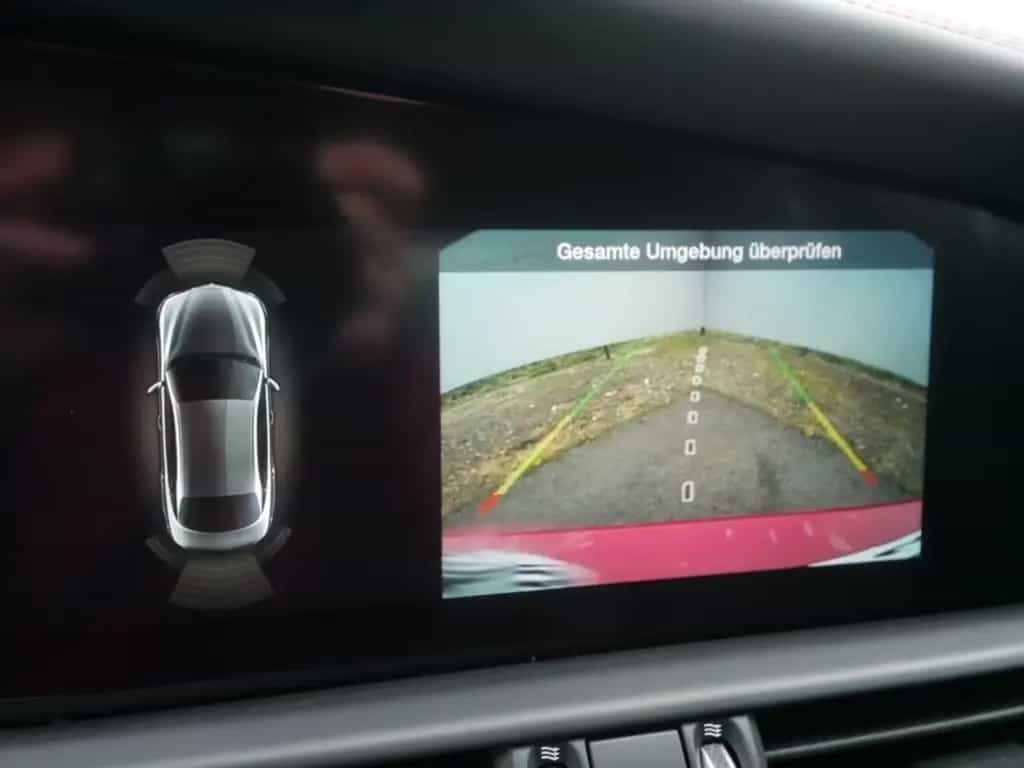 Alfa Romeo Giulia COMPETIZIONE 2.0 TURBO 16V 280 PS AT8 Q4 08/2023-photo-20