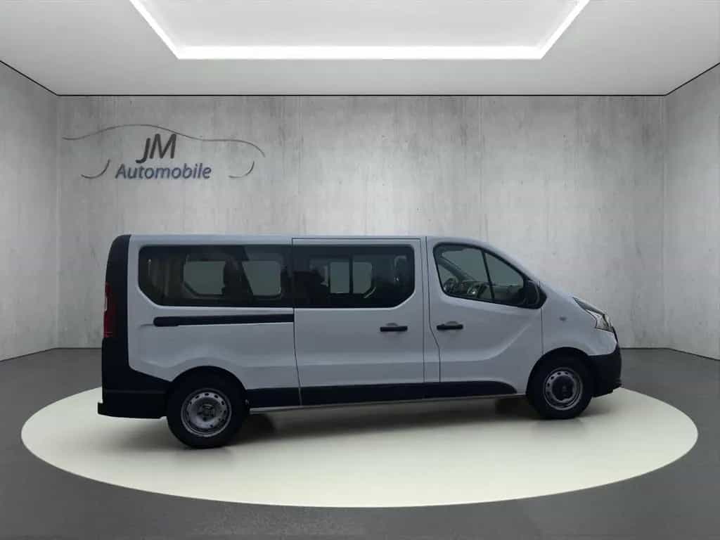 Renault Trafic Combi L2H1 Klima 9 Sitze AHK PDC 09/2016-photo-7
