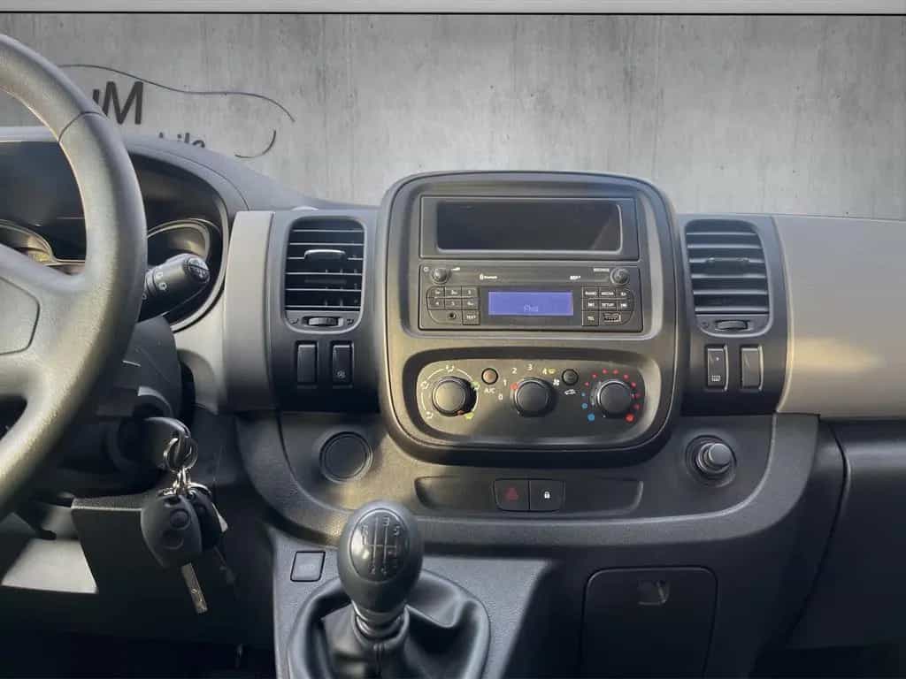 Renault Trafic Combi L2H1 Klima 9 Sitze AHK PDC 09/2016-photo-9
