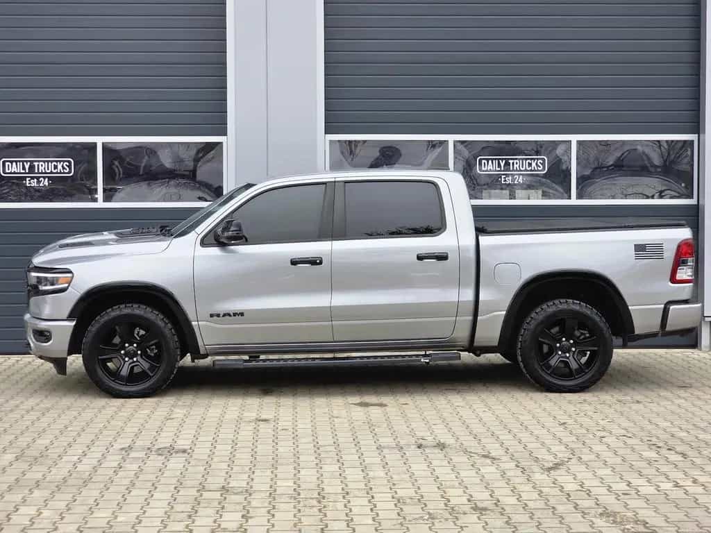 Dodge RAM 1500 5.7 4x4 Bighorn Night Kamera LED PDC 06/2023-photo-17