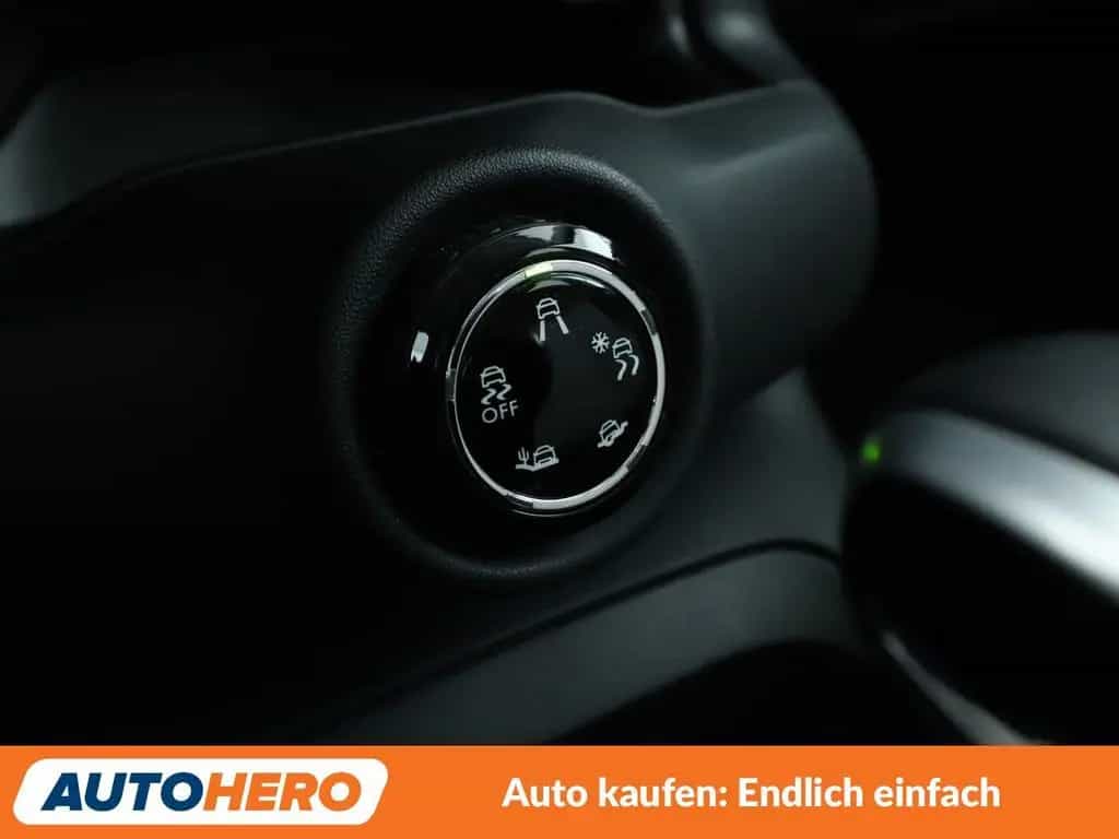 Citroën C4 Cactus 1.2 e-THP Shine Aut*NAVI*TEMPO*CAM*PDC 12/2018-photo-24