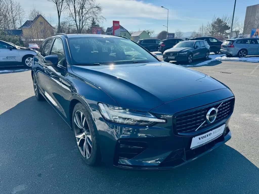 Volvo V60 B4 Diesel Kombi R-Design 8-Gang 01/2022-photo-2