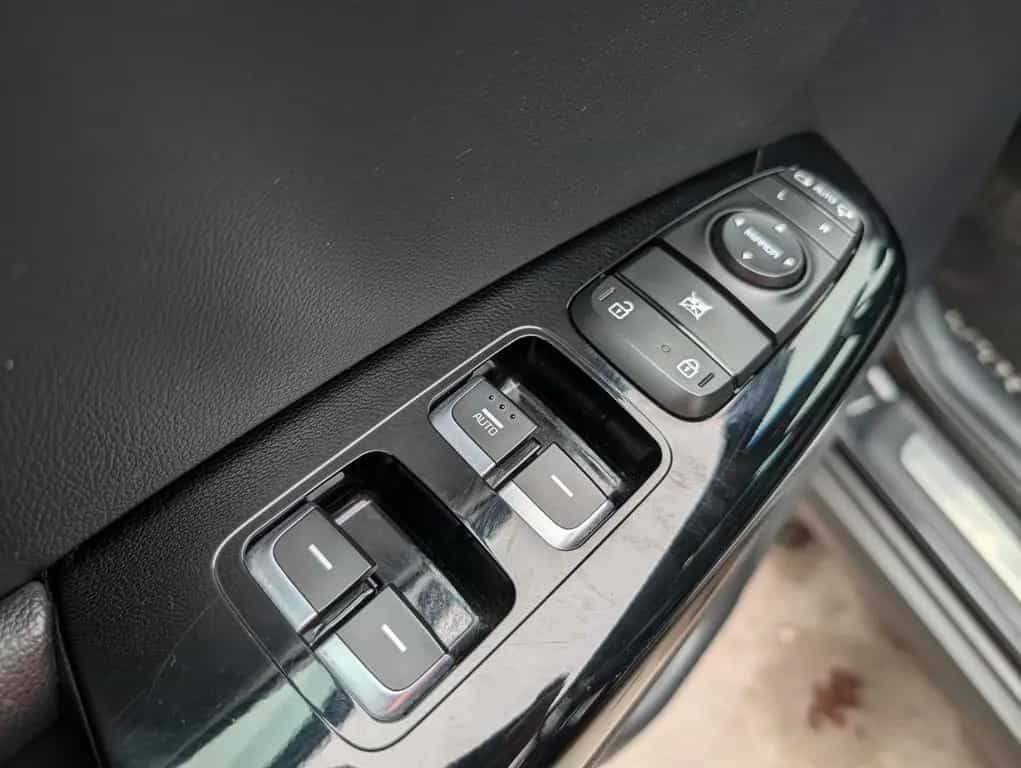 Kia Sportage Platinum Edition 4WD 11/2016-photo-14