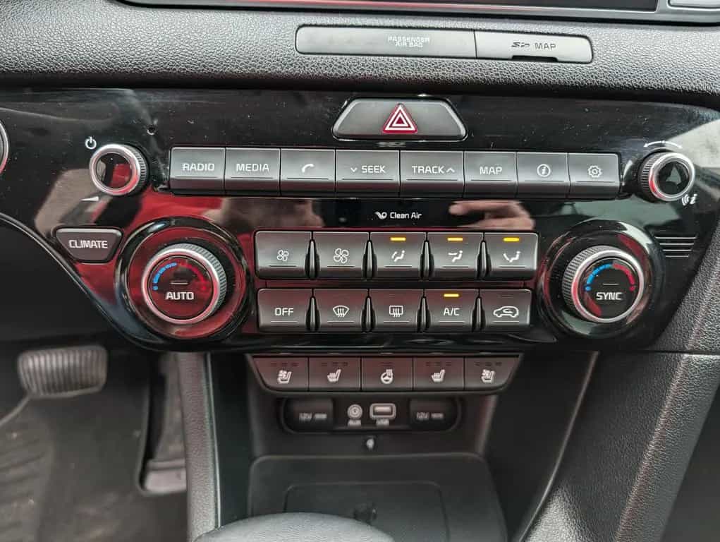 Kia Sportage Platinum Edition 4WD 11/2016-photo-15