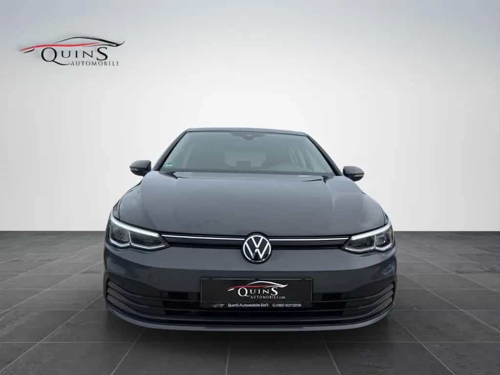 Volkswagen Golf VIII Lim. United 1 Hand Navi MwSt 72500km 05/2021-photo-1