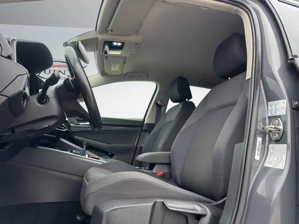 Volkswagen Golf VIII Lim. United 1 Hand Navi MwSt 72500km 05/2021-photo-18