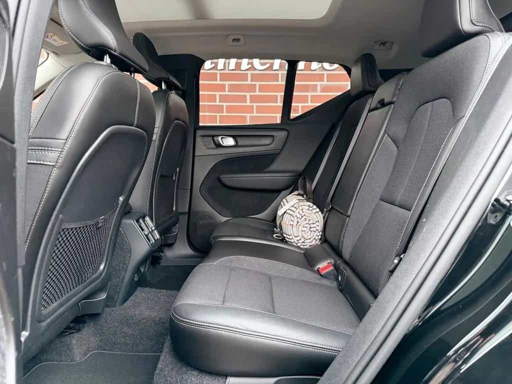 Volvo XC40 Momentum AHK*PANO*LED 12/2018-photo-12