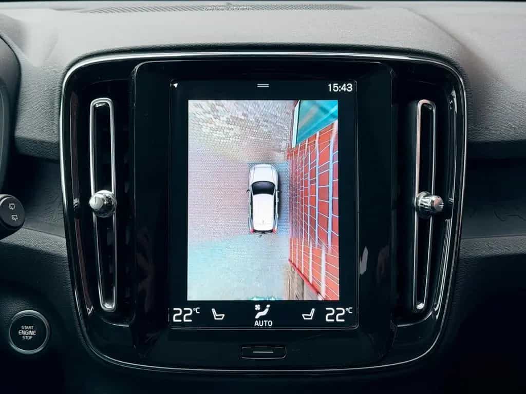 Volvo XC40 Momentum AHK*PANO*LED 12/2018-photo-15