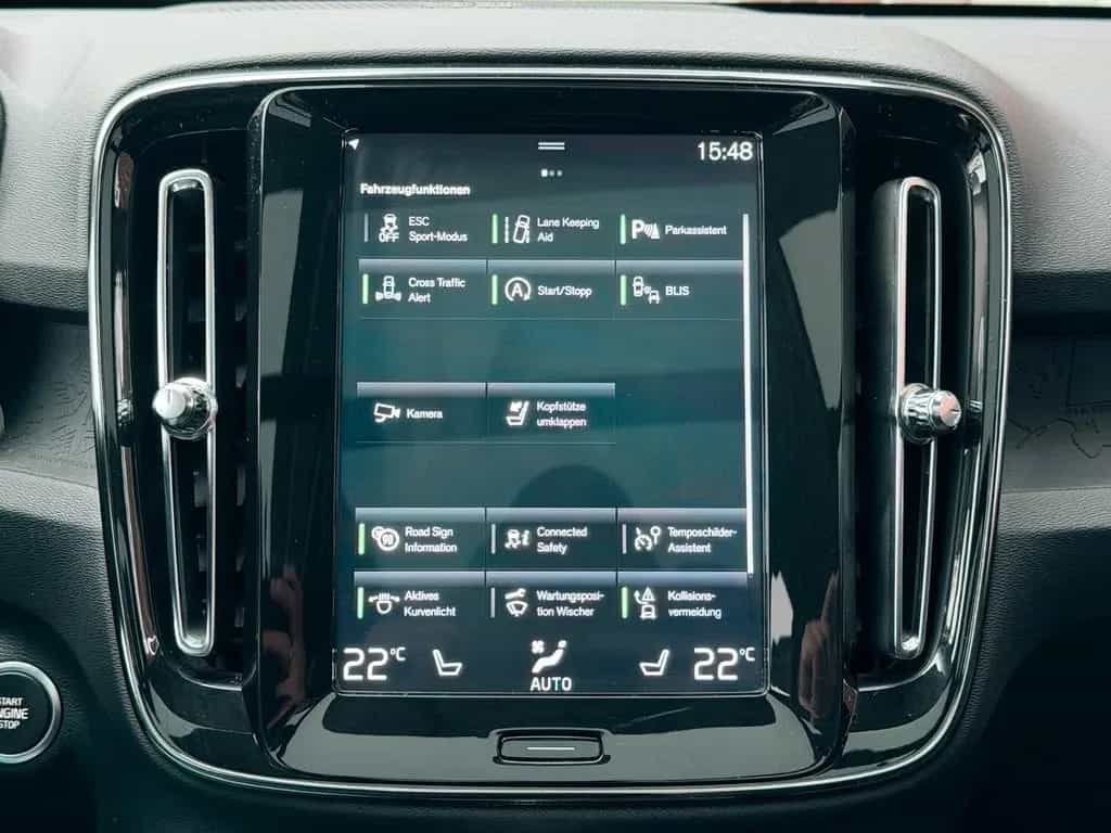 Volvo XC40 Momentum AHK*PANO*LED 12/2018-photo-16