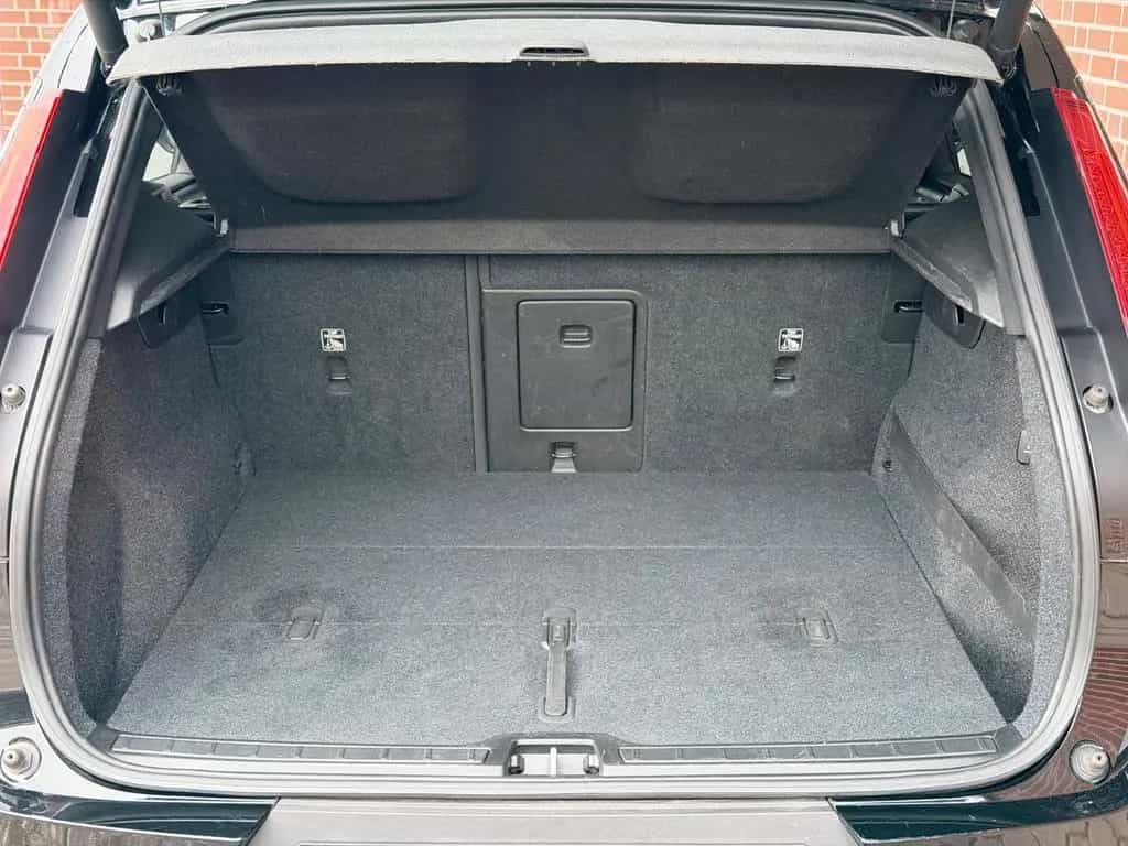Volvo XC40 Momentum AHK*PANO*LED 12/2018-photo-29