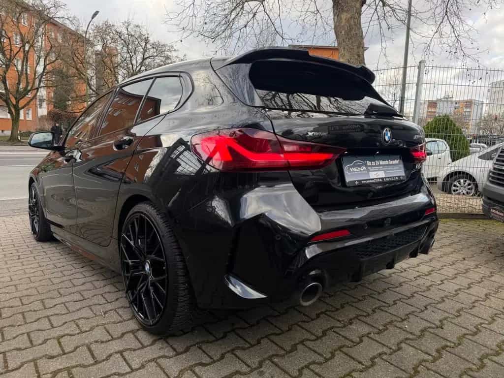 BMW M135 i xDrive Limousine / HEAD UP - LEDER 04/2021-photo-0