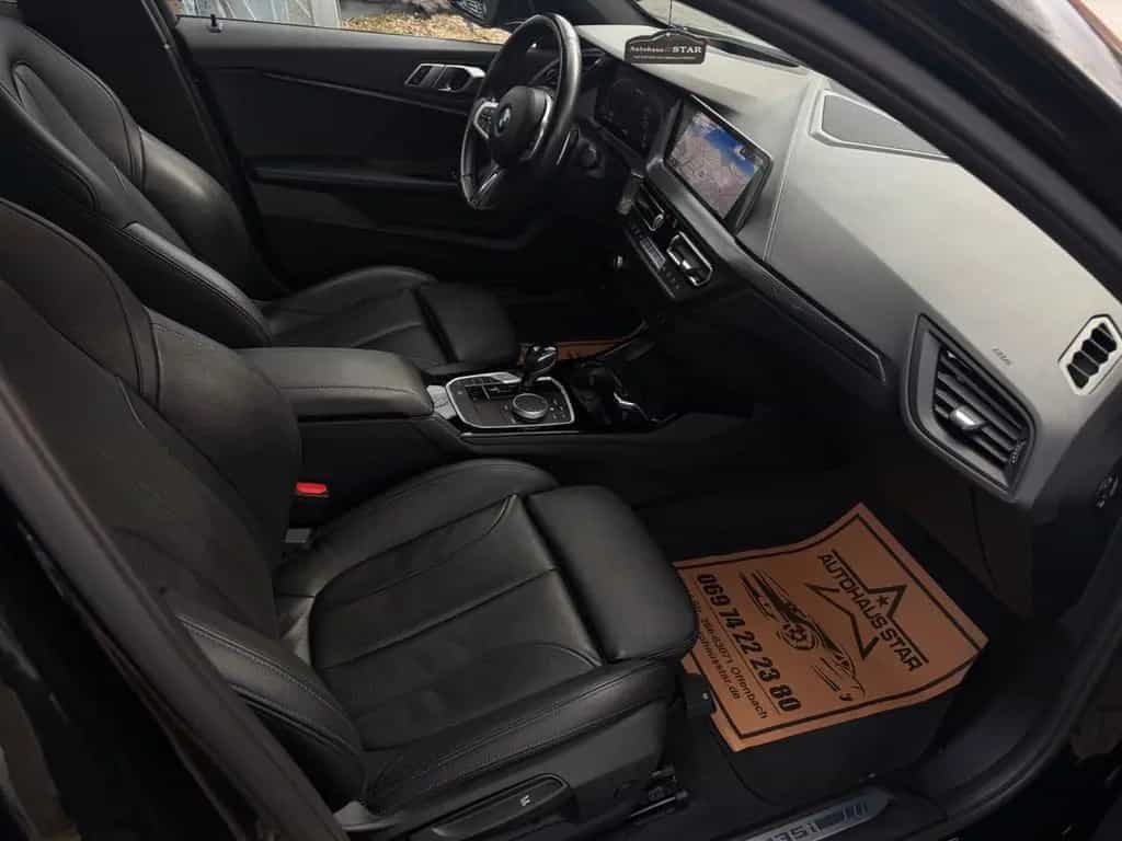 BMW M135 i xDrive Limousine / HEAD UP - LEDER 04/2021-photo-7
