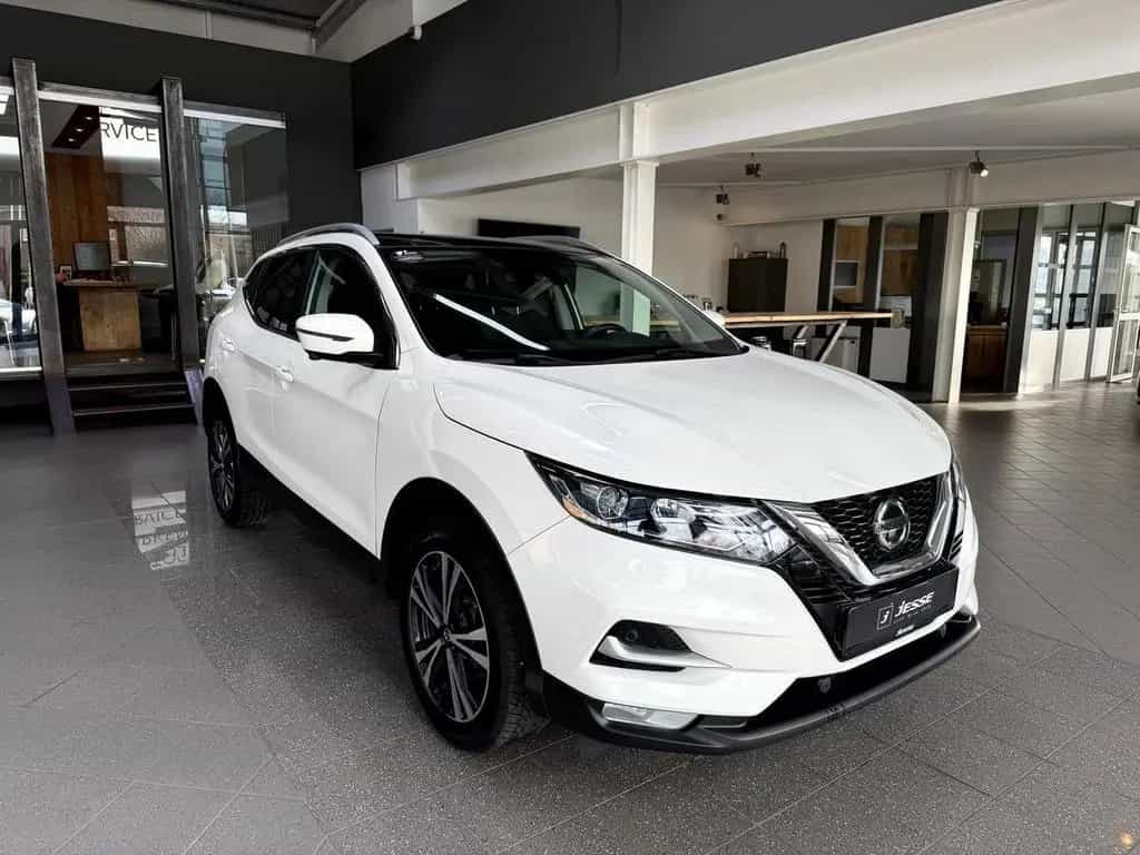 Nissan Qashqai 1.3 DIG-T DCT N-Connecta Pano. 360 AHK 12/2019-photo-1