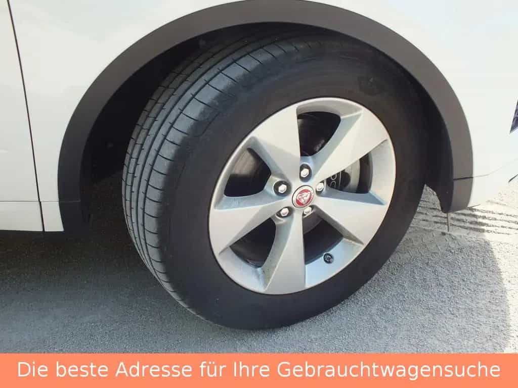 Jaguar E-Pace R-Dynamic AWD  2,0D  33.TKM 1.Hand Rares 04/2020-photo-27
