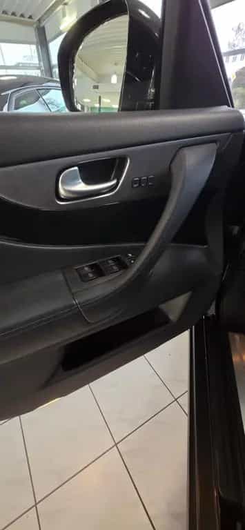 Infiniti QX70 3.0 d S Design 02/2016-photo-15