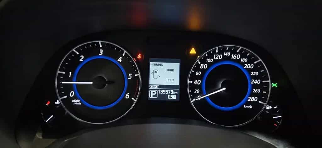 Infiniti QX70 3.0 d S Design 02/2016-photo-18