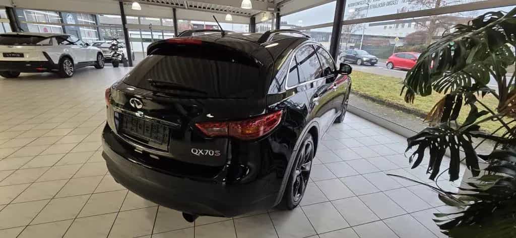 Infiniti QX70 3.0 d S Design 02/2016-photo-4