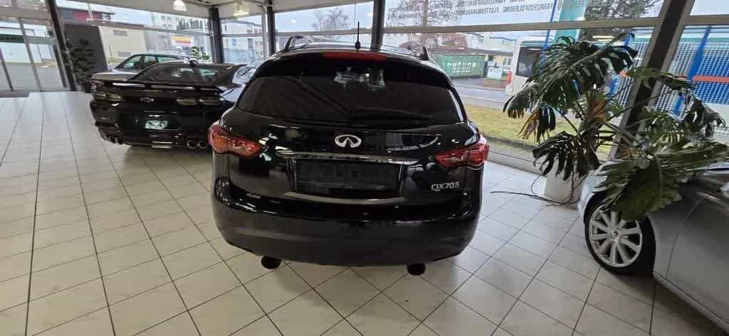 Infiniti QX70 3.0 d S Design 02/2016-photo-5