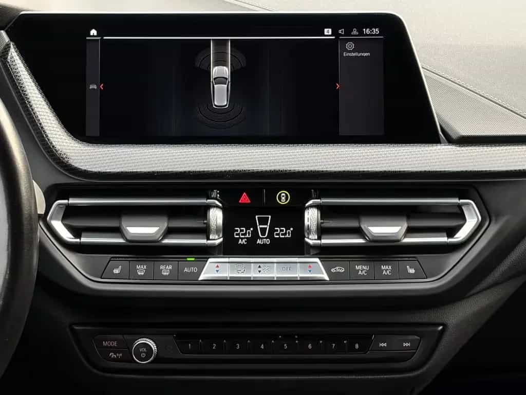 BMW 120 i Aut. Sport Line LED HiFi CarPlay SHZ AHK 08/2021-photo-22