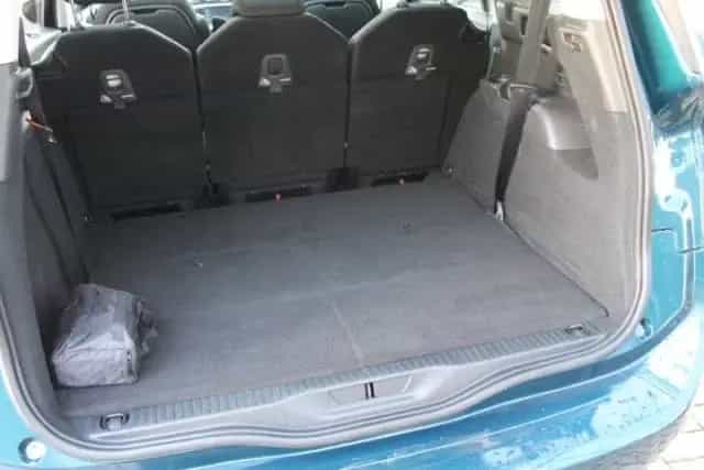Citroën C4 SpaceTourer Grand C4 Spacetourer Shine HDI 160 Autom. 02/2022-photo-4