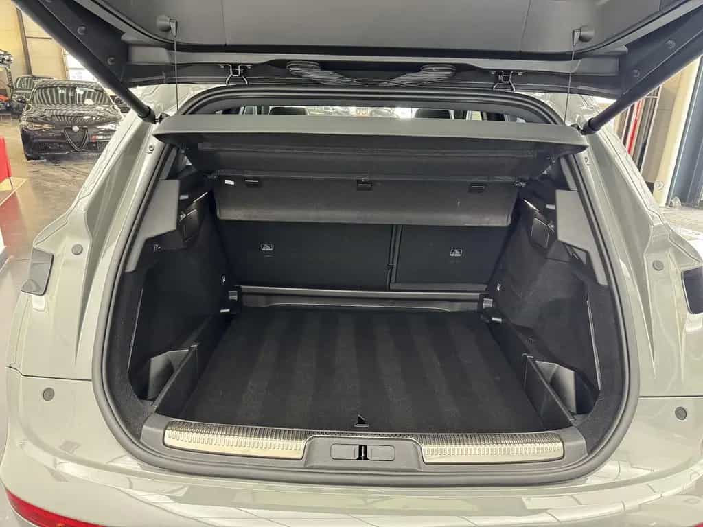 DS Automobiles DS7 (Crossback) DS7 Blue HDI 130 Étoile LED Nachtsicht Pano 03/2025-photo-11