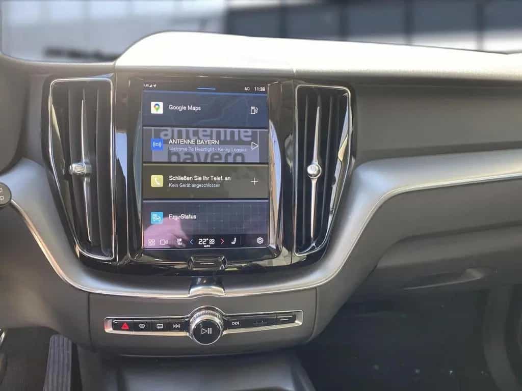 Volvo XC 60 Core 2WD Bluetooth Navi LED Klima Standhzg 02/2023-photo-14