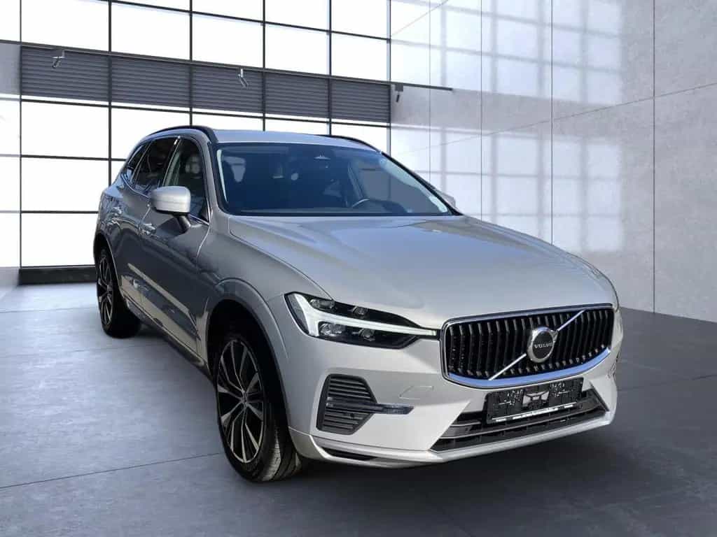 Volvo XC 60 Core 2WD Bluetooth Navi LED Klima Standhzg 02/2023-photo-3