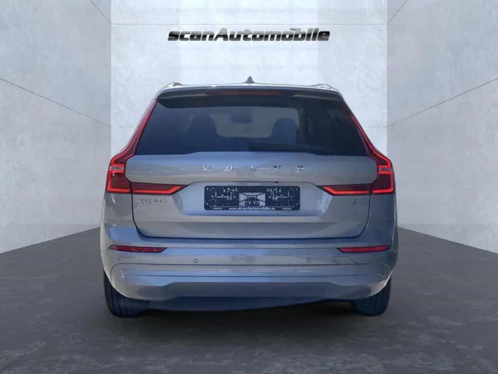 Volvo XC 60 Core 2WD Bluetooth Navi LED Klima Standhzg 02/2023-photo-7
