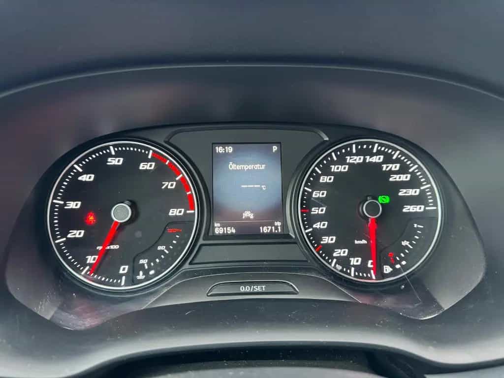 Seat Ateca FR 2.0 TSI DSG 4Drive ACC AHK PANO 09/2022-photo-21