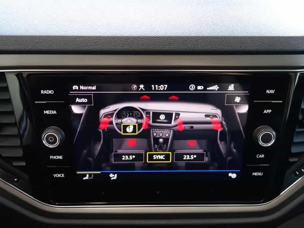 Volkswagen T-Roc 2.0 TDI Style/TEAM/1-HAND/KAMERA/CarPlay 12/2021-photo-33