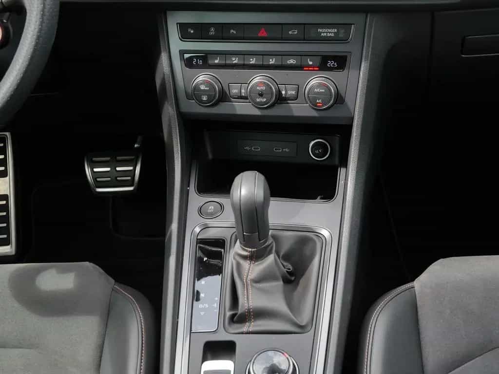 Cupra Ateca 2.0 TSI AHK*LED*RFK*ACC*AppConnect*Allrad 03/2025-photo-9
