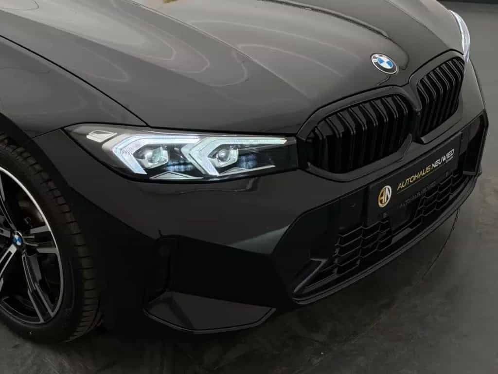 BMW 3 Series 330i Touring xDrive M Sport +LED-SW+CAM+ACC+ 11/2024-photo-17