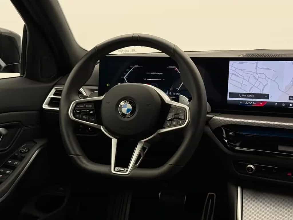 BMW 3 Series 330i Touring xDrive M Sport +LED-SW+CAM+ACC+ 11/2024-photo-23