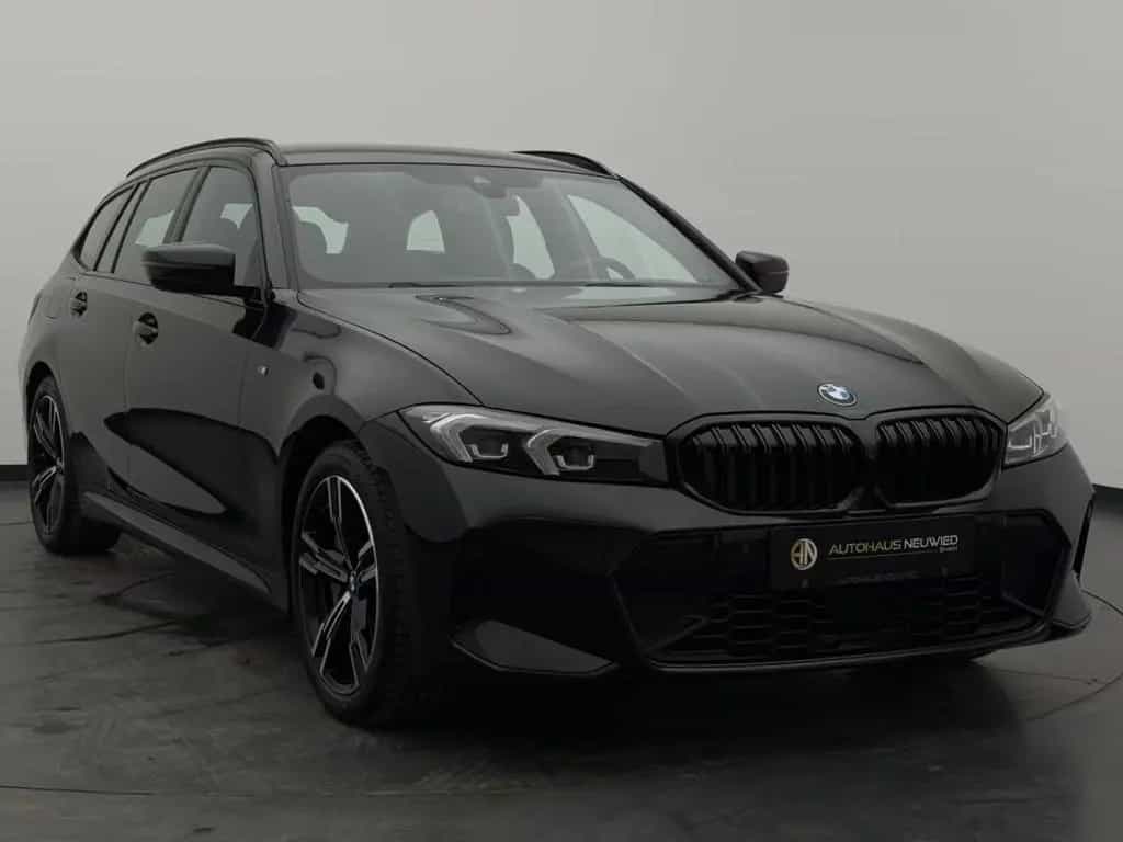 BMW 3 Series 330i Touring xDrive M Sport +LED-SW+CAM+ACC+ 11/2024-photo-3