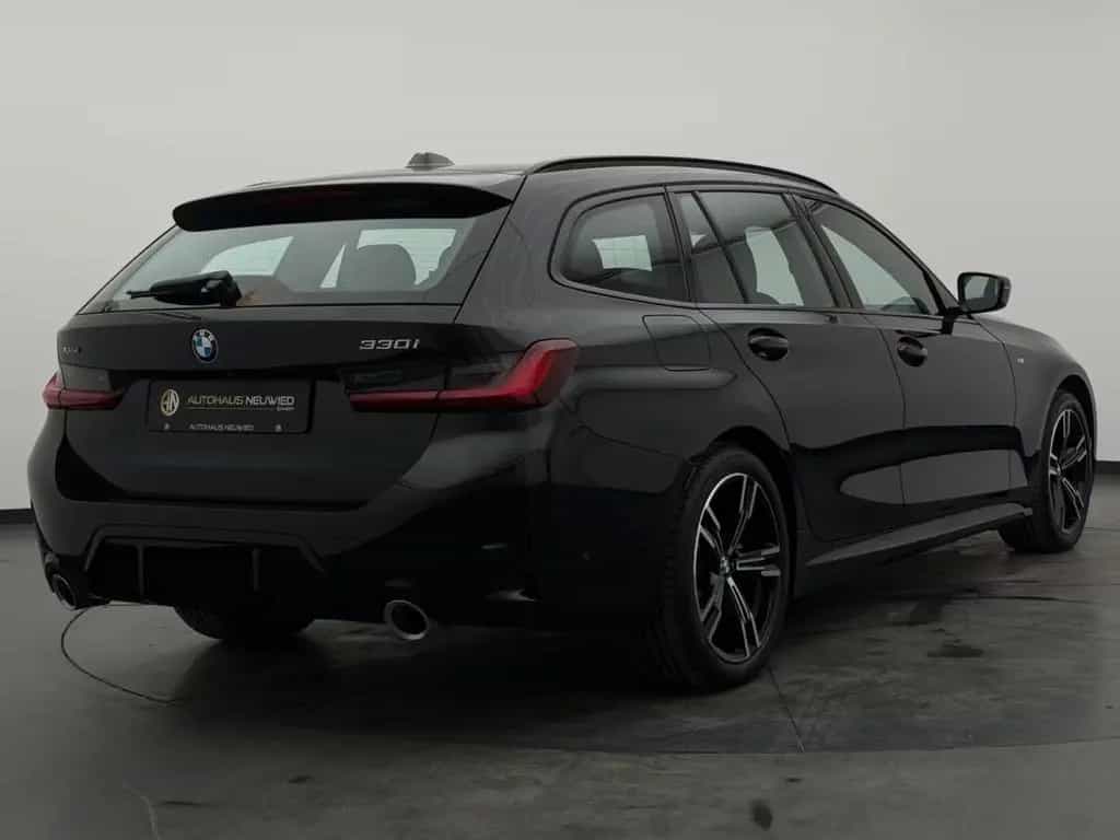 BMW 3 Series 330i Touring xDrive M Sport +LED-SW+CAM+ACC+ 11/2024-photo-9