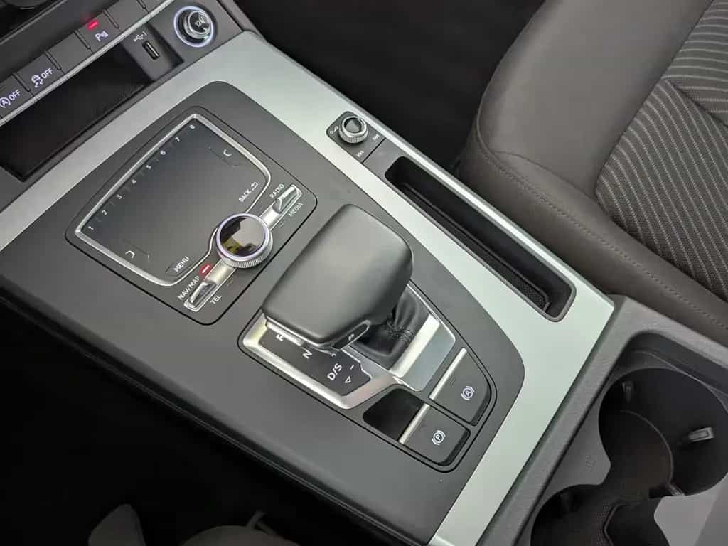 Audi Q5 2.0 TFSI quattro LED+NAVI+AHK+SHZ+RFK+VC+ 04/2018-photo-23